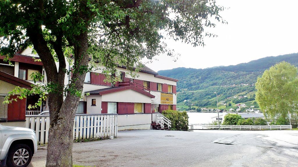 Sognefjord Hotel Hermansverk Exteriér fotografie